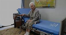 而且部分地区已停止数据漫游服务